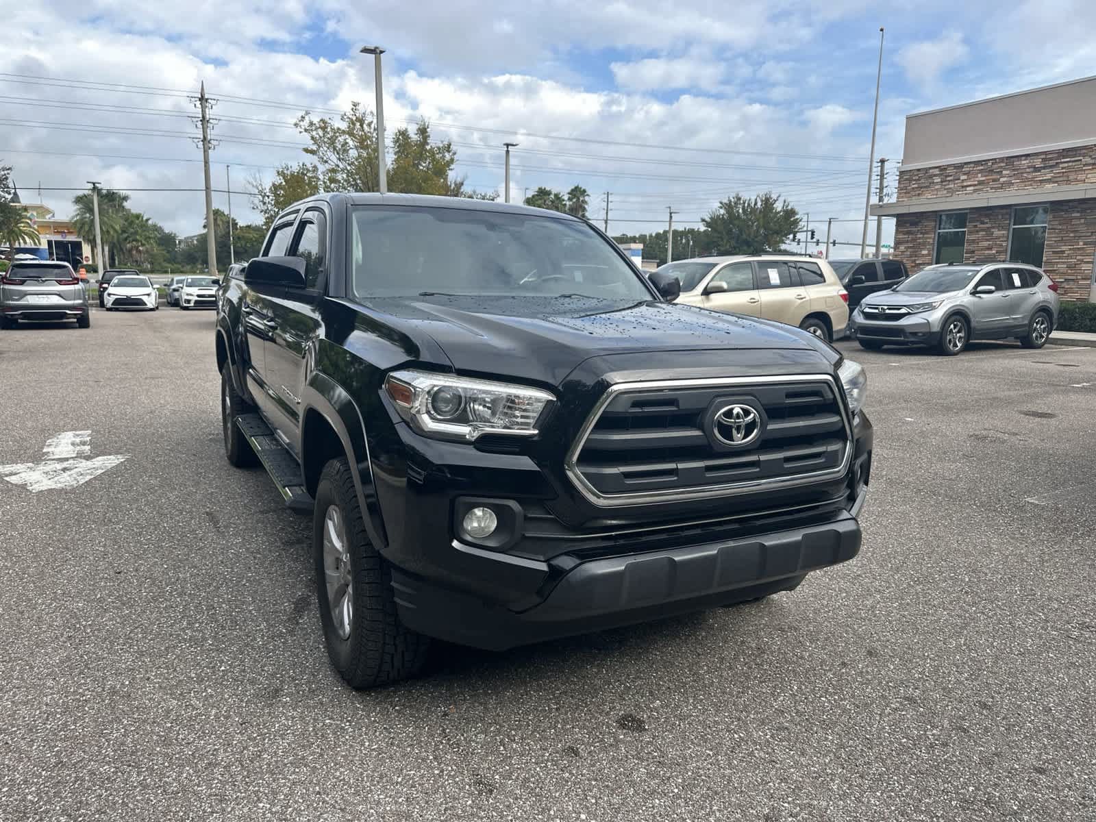 Used 2016 Toyota Tacoma SR5 w/ SR5 Appearance Package (SN) RWD image 8
