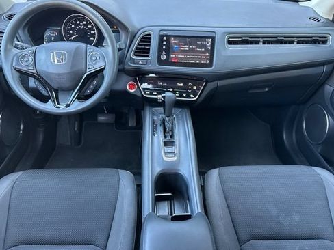 Used 2021 Honda HR-V EX image 16
