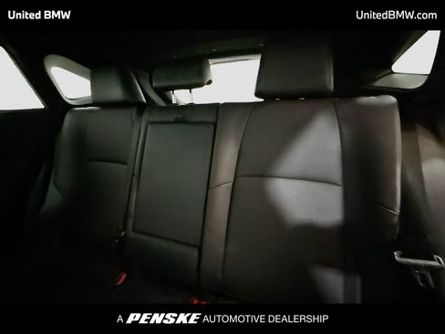 Used 2021 Toyota Venza XLE w/ Softex Package image 11