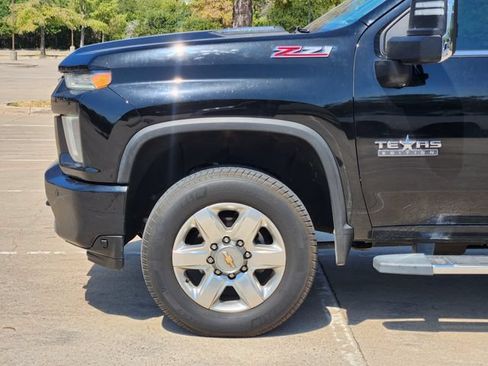 Used 2021 Chevrolet Silverado 2500 LTZ w/ Z71 Chrome Sport Edition AWD/4WD image 8