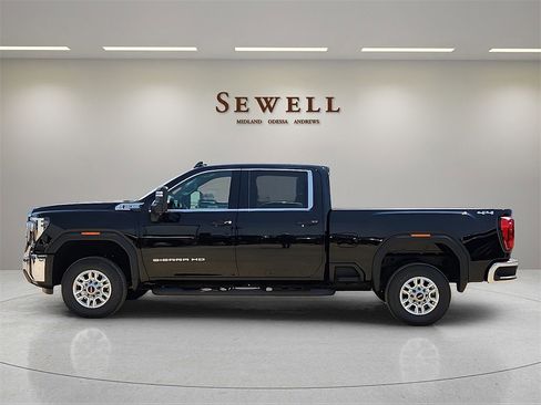 New 2025 GMC Sierra 2500 SLE w/ SLE Value Package; image 2