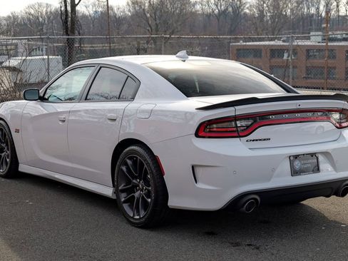 Used 2020 Dodge Charger Scat Pack image 5