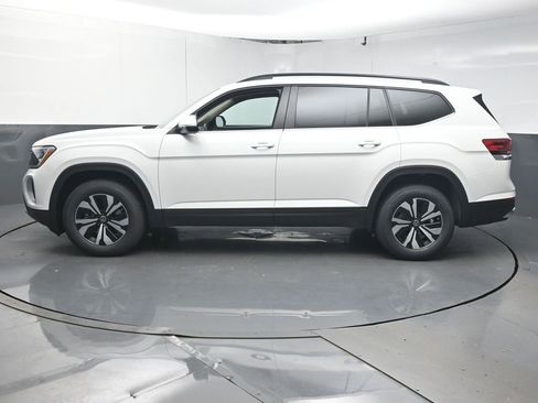 New 2026 Volkswagen Atlas SE FWD image 5