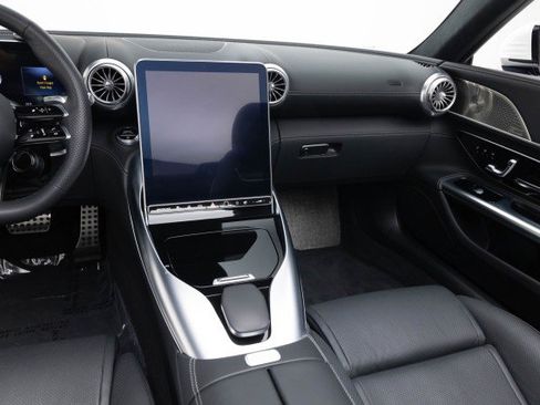 Used 2023 Mercedes-Benz SL 55 AMG 4MATIC image 28