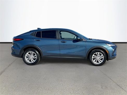 New 2026 Buick Envista Preferred w/ Convenience II Package image 3