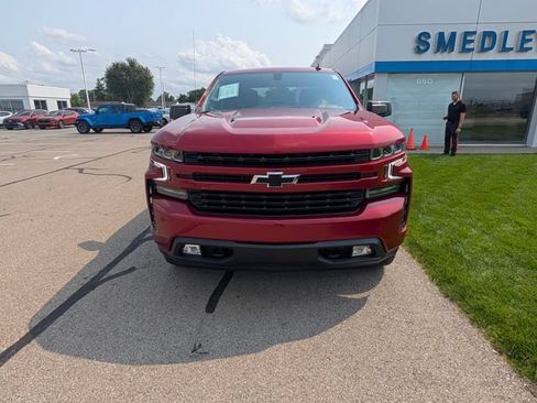 Used 2021 Chevrolet Silverado 1500 RST w/ LPO, Blackout Package AWD/4WD image 3