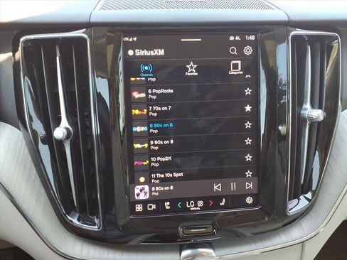 Used 2024 Volvo XC60 B5 Plus w/ Protection Package Premier image 8