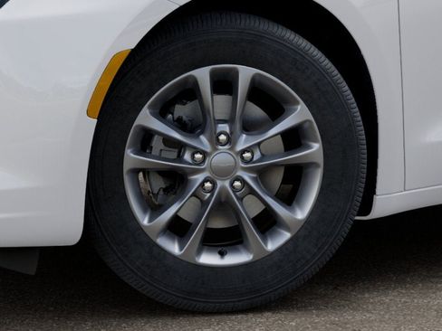 New 2027 Chrysler Pacifica Select FWD image 34