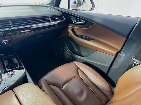 Used 2019 Audi Q7 3.0T Premium Plus w/ Premium Plus Package image 26