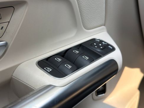 Used 2021 Mercedes-Benz GLA 250 4MATIC image 22