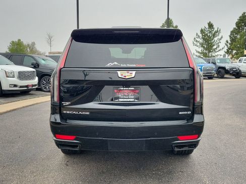 Used 2022 Cadillac Escalade Sport AWD/4WD image 5