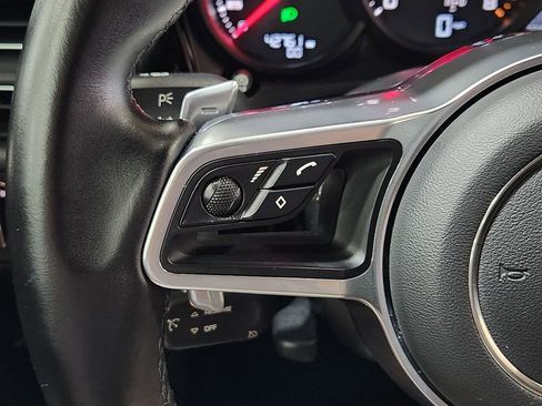 Used 2021 Porsche Macan image 49