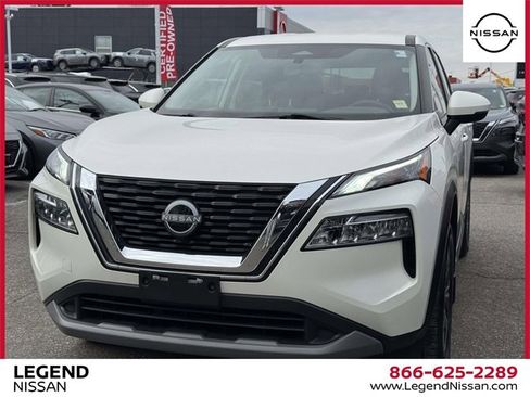 Used 2023 Nissan Rogue SV image 4