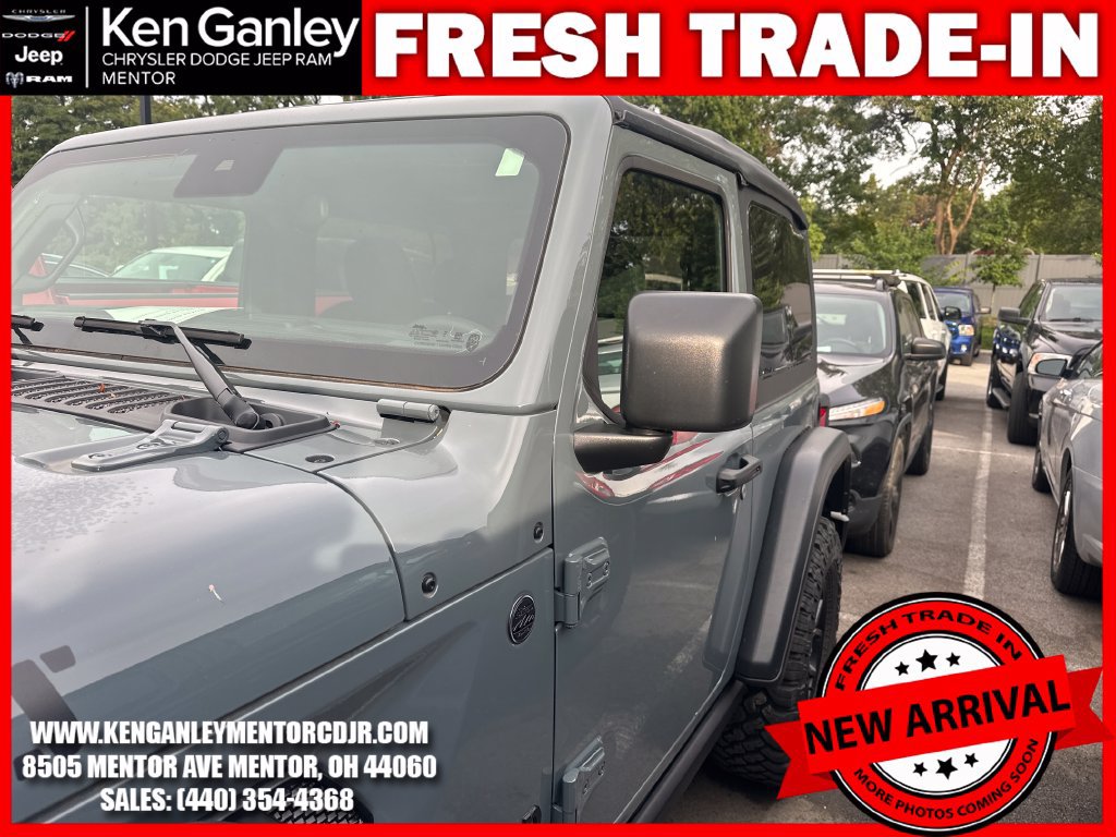 Used 2025 Jeep Wrangler Sport AWD/4WD image 7