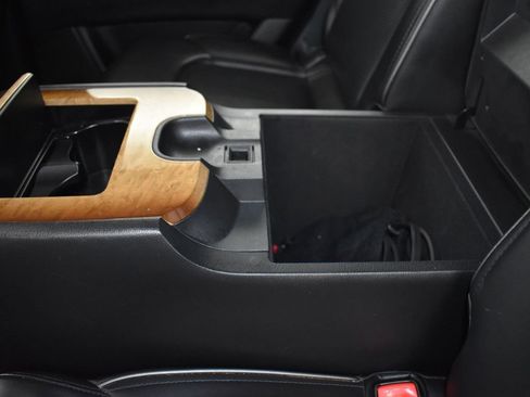 Used 2013 INFINITI QX56 2WD w/ Theater Pkg image 17