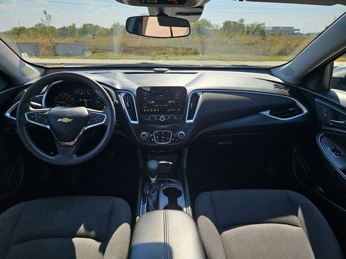 Used 2024 Chevrolet Malibu LT FWD image 19