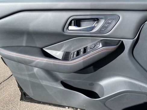 New 2026 Nissan Rogue SV image 14