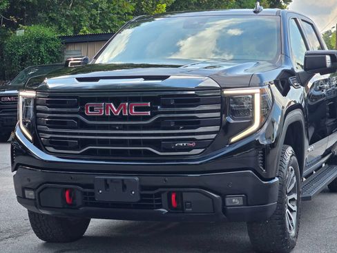 Used 2023 GMC Sierra 1500 AT4 w/ Technology Package AWD/4WD image 2