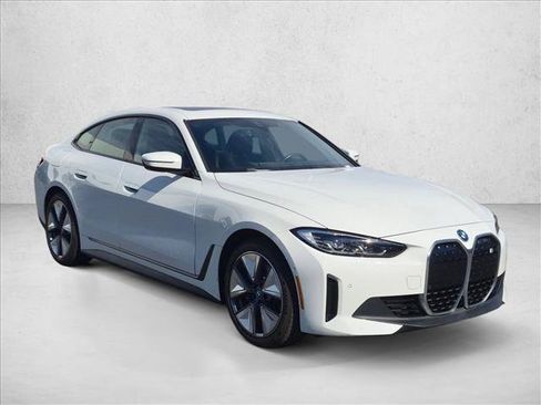Used 2023 BMW i4 eDrive35 w/ Premium Package RWD image 3