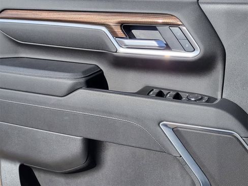 Used 2025 Chevrolet Silverado 2500 LT w/ Trail Boss Package image 20