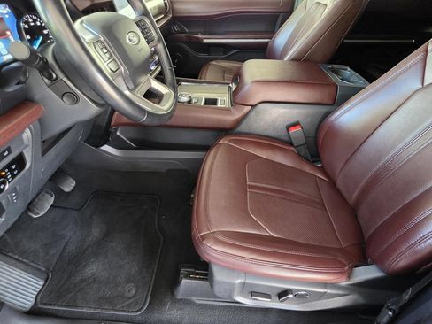 Used 2024 Ford Expedition Max Limited RWD image 7