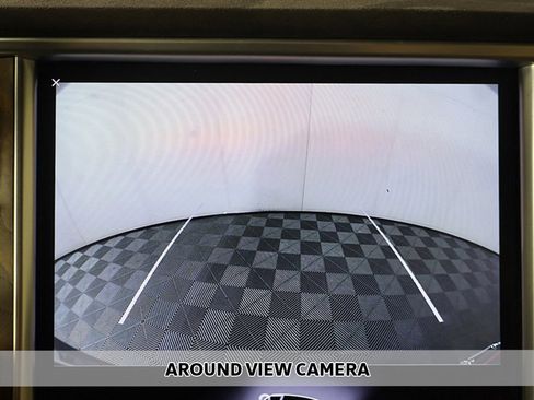 Used 2017 Tesla Model X 75D image 5