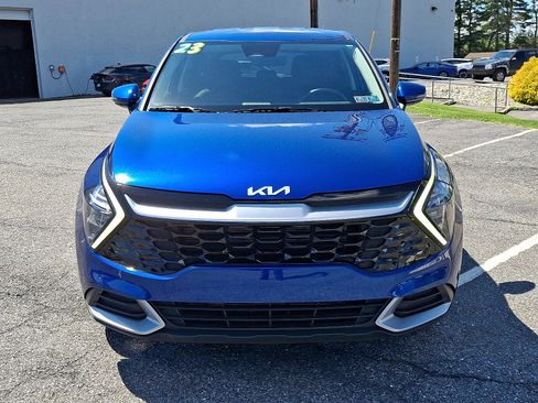 Used 2023 Kia Sportage EX FWD image 2