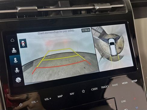 Used 2024 Hyundai Tucson Limited AWD/4WD image 11