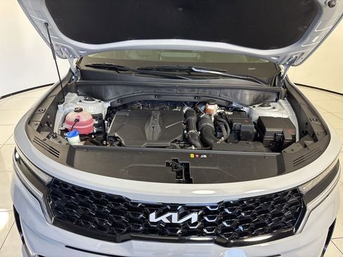 Used 2023 Kia Sorento SX AWD/4WD image 10