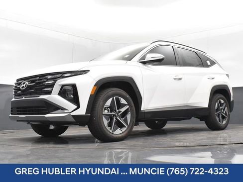 Used 2025 Hyundai Tucson SEL AWD/4WD image 24