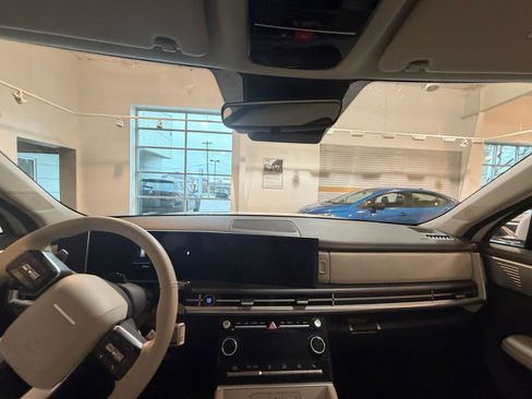 Used 2025 Hyundai Santa Fe SEL image 34