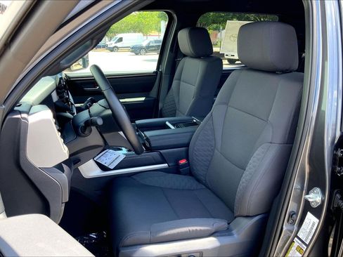 New 2026 Toyota Tundra SR5 AWD/4WD image 11