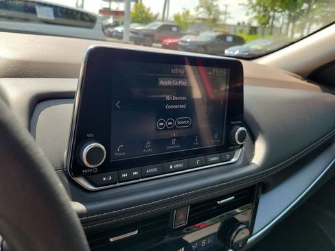Used 2023 Nissan Rogue SV AWD/4WD image 30