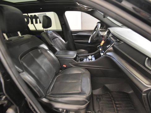 Used 2022 Jeep Grand Cherokee L Overland image 22