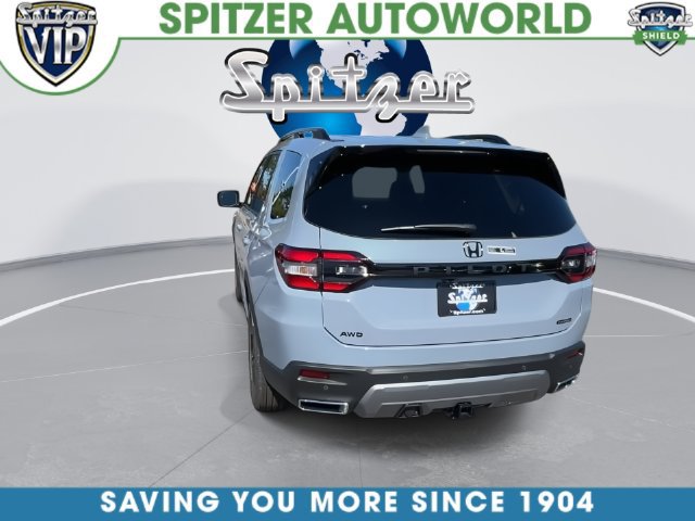 New 2026 Honda Pilot Touring image 12