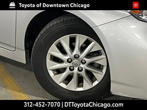 Used 2014 Toyota Prius Prime Advanced FWD image 2
