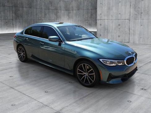 Used 2021 BMW 330i Sedan w/ Premium Package image 7