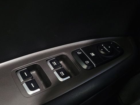 Used 2019 Kia Optima S w/ S Panoramic Sunroof Package image 27