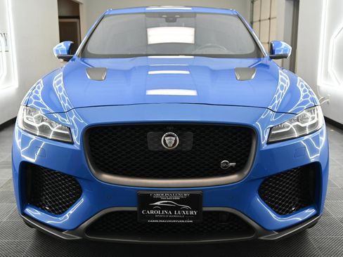 Used 2020 Jaguar F-PACE SVR image 6