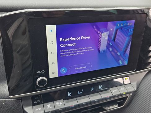 Used 2025 Toyota Camry SE image 20