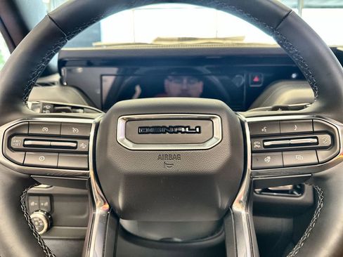 New 2026 GMC Yukon Denali w/ Sun & Power Step Package RWD image 33