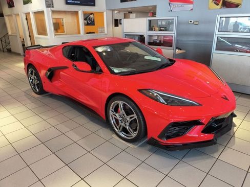 Used 2020 Chevrolet Corvette Stingray Preferred Cpe w/ 2LT Preferred Equipment Group RWD image 2