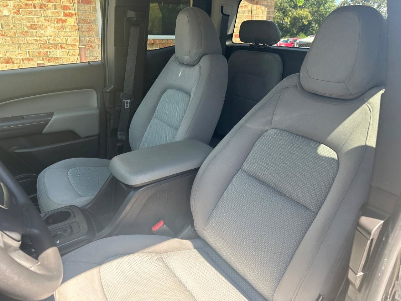 Used 2016 GMC Canyon 4x4 Extended Cab w/ Convenience Package image 19