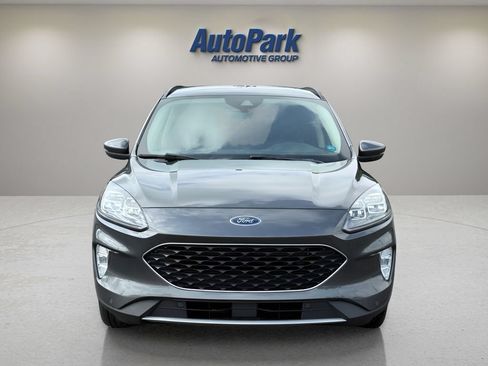 Used 2020 Ford Escape Titanium AWD/4WD image 2