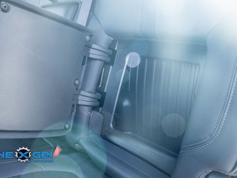 Used 2022 Chevrolet Silverado 3500 High Country image 26