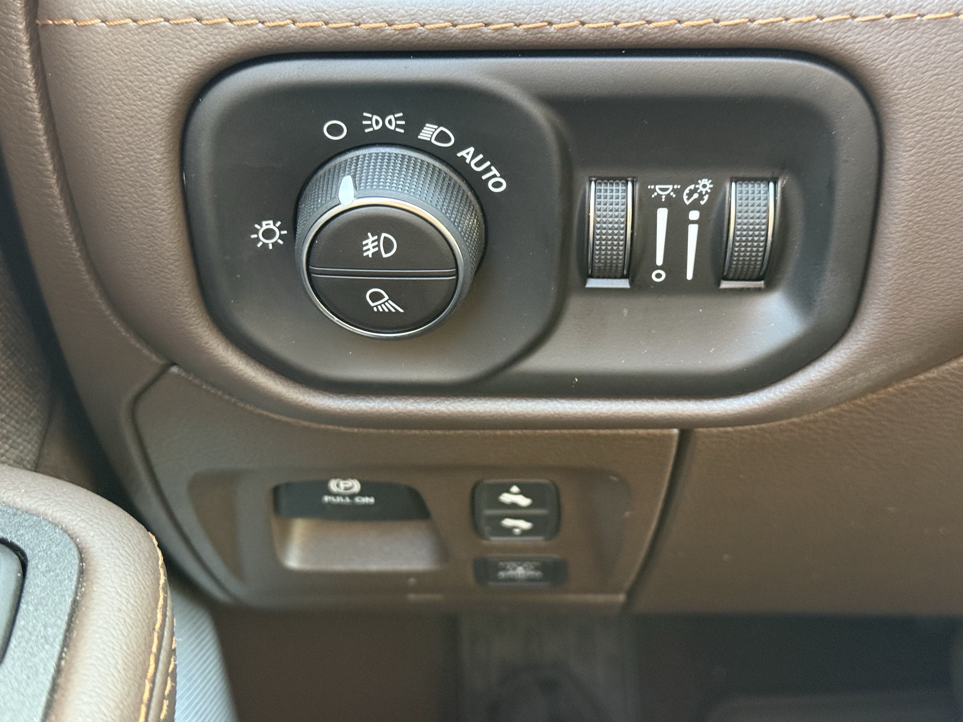 Used 2026 RAM 1500 Limited AWD/4WD image 28