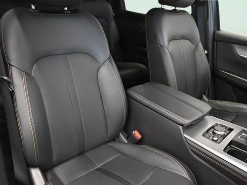 Used 2025 MAZDA CX-70 3.3 Turbo w/ Preferred Package image 6