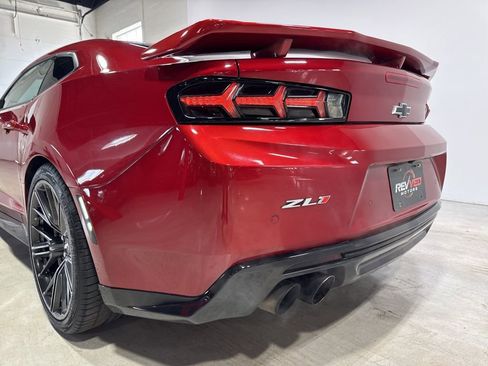 Used 2018 Chevrolet Camaro ZL1 RWD image 12
