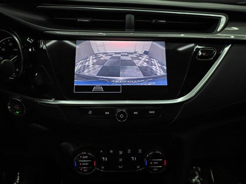 Used 2022 Buick Encore GX Essence FWD image 26