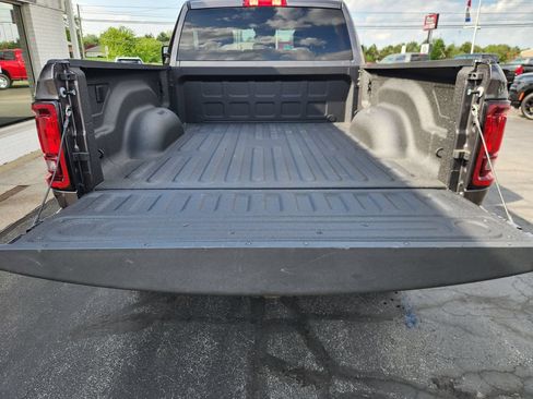 Used 2026 RAM 2500 Big Horn AWD/4WD image 5